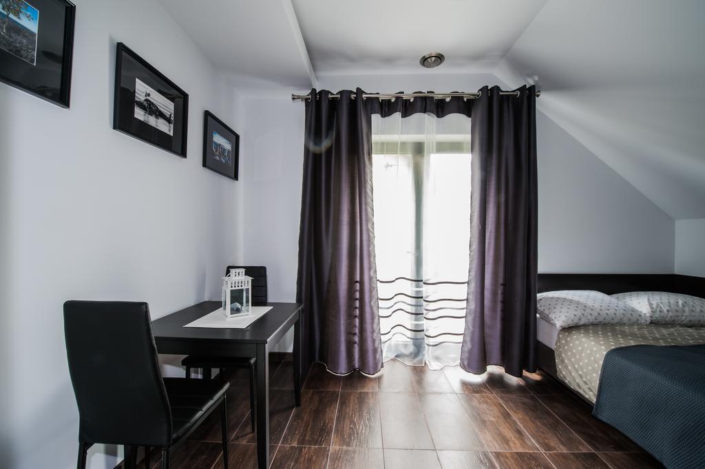 Rezerwat85 Apartment กดัญสก์ ห้อง รูปภาพ
